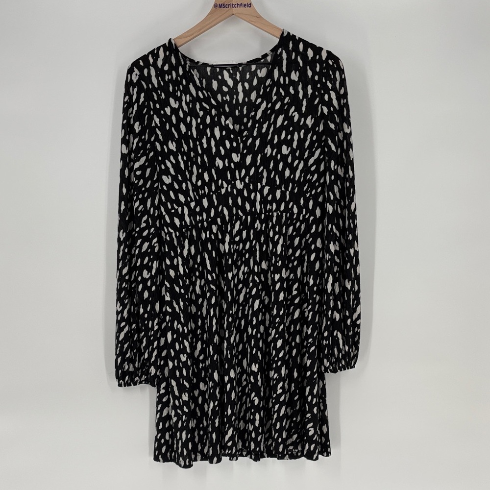 Primark Cares medium Black and White Patterned  flowy Dress